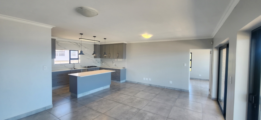 6 Bedroom Property for Sale in Dana Bay Western Cape